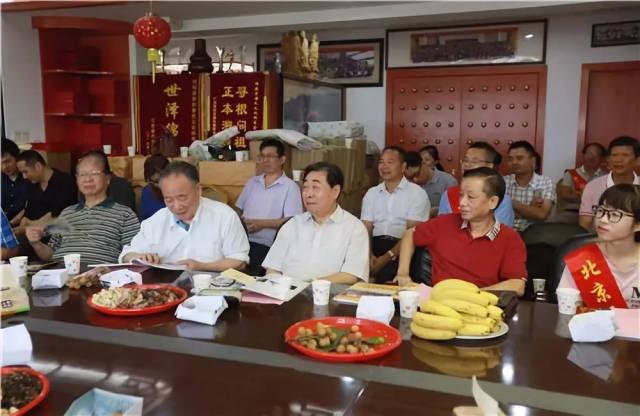 2018年8月26日,第十二届潘氏思源奖学金颁奖仪式在福州举行,福建荥阳