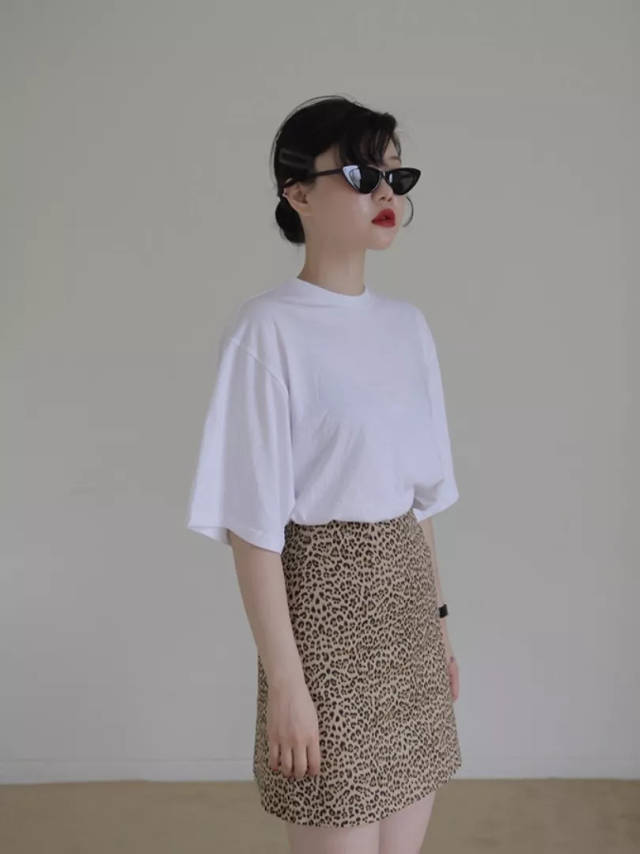 豹纹女孩:说俗气的请skr而止!