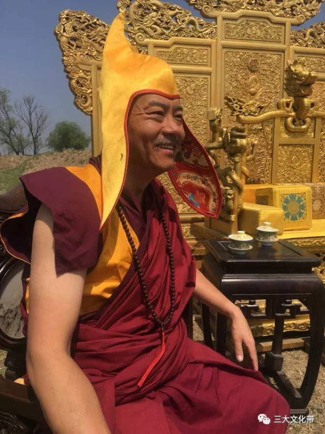 颜美珠 角色:16岁的顺治皇帝 扮演者:《永定河》特约航拍摄影师唐亚述