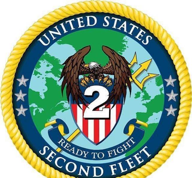 第二舰队徽章,三叉戟直指北冰洋和俄罗斯(图源美国海军)