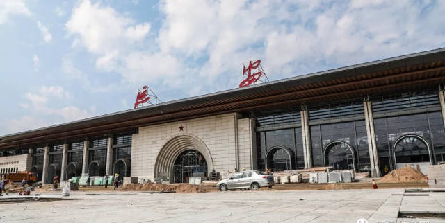 延安新机场全名为"延安南泥湾机场".