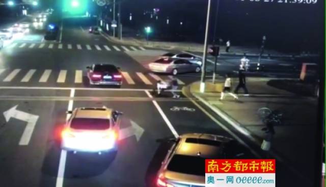 文身男砍人反被杀 白衣男正当防卫还是防卫