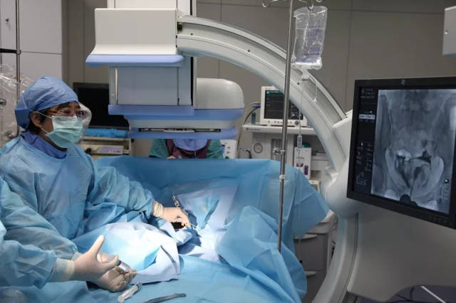 血浆置换治疗格林巴利 心内科 1.急性心肌梗死的急诊pci  2.