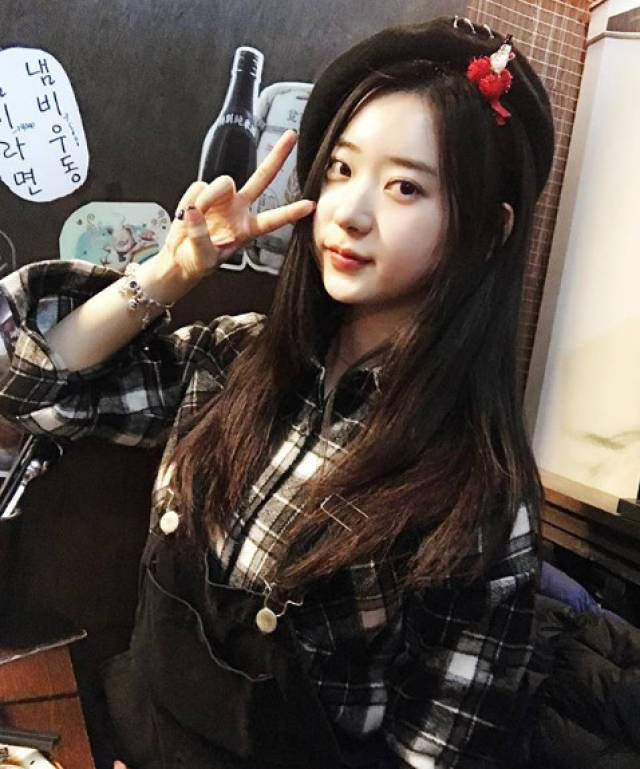 爱运动爱健身的韩国姑娘,身材比例很完美,穿牛仔裤最好看!