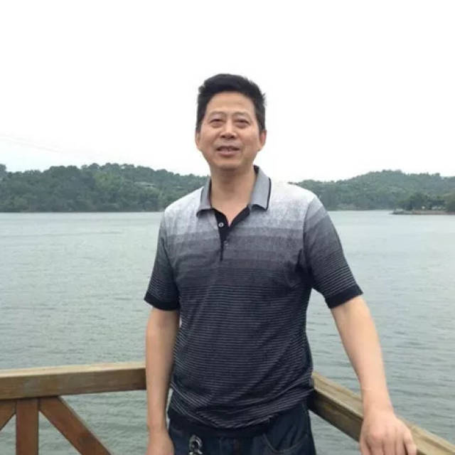 贯彻十九大 迈步新征程--新学期党员励志格言集