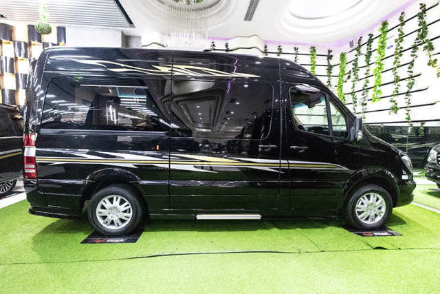 大型商务车系列——进口奔驰斯宾特,超大空间9座c照蓝牌就上路