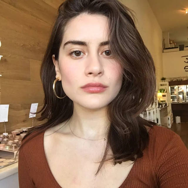 但是,lauren singer的所有护肤品和化妆品, 基本都是有机原料,或者