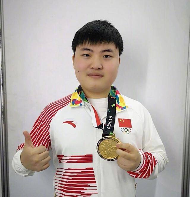 uzi亚运会夺冠引热议,米勒道破uzi无敌真相,网友:这uzi能输