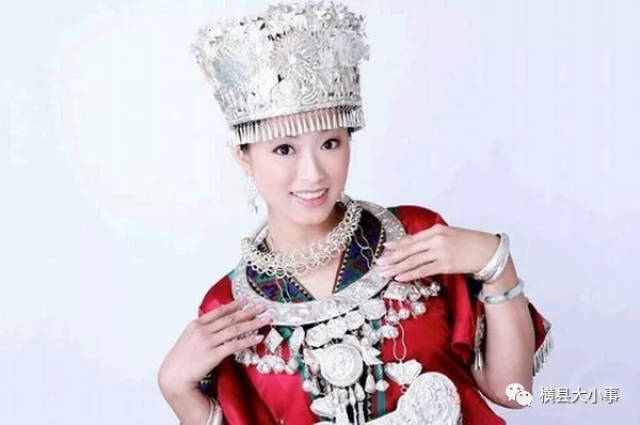 王赵媛,横县青年歌手,《花乡好声音》四强学员.