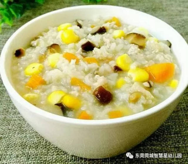 早餐:香菇玉米粥
