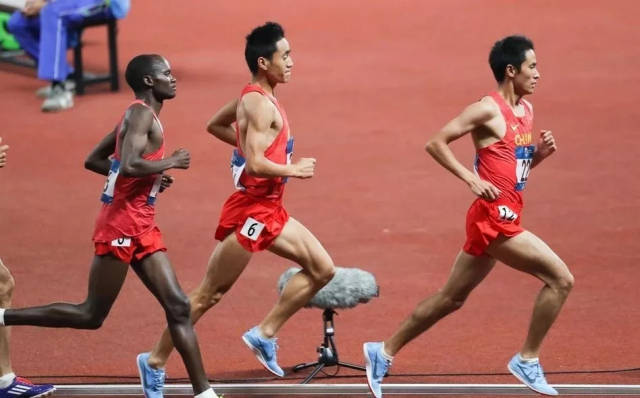 一金三铜 | 雅加达亚运会中国中长跑队的四个"亮点"