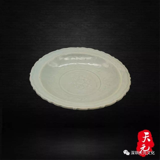 域鉴古玩】宋代.龙泉窑青瓷刻花碗（收藏级）拍卖价格/图片/值多少钱