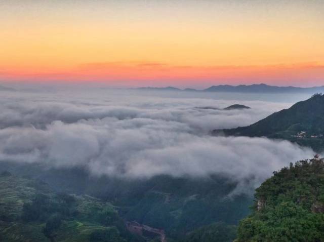 這是麗水排名第一的景區,高山梯田,雲海,奇峰,竹海,瀑布,多種風景都