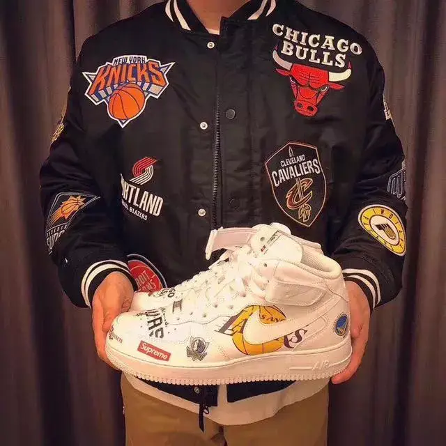 Nike Supreme NBA 18SS 三方联名棒球夹克服重磅来_手机搜狐网