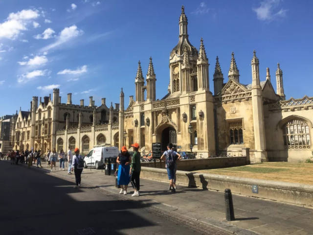 剑桥的女王学院