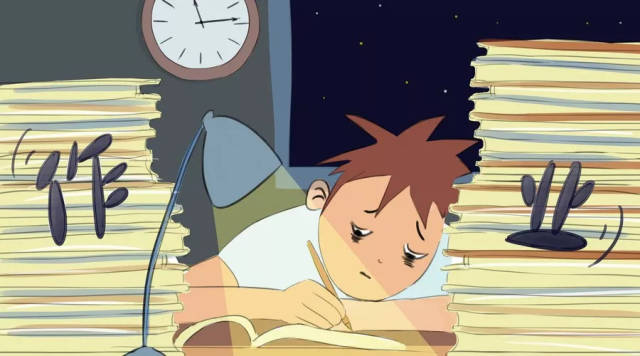干嘛非要熬夜写那些永远写不完的作业,早早躺下多好!嗯!身体要紧!