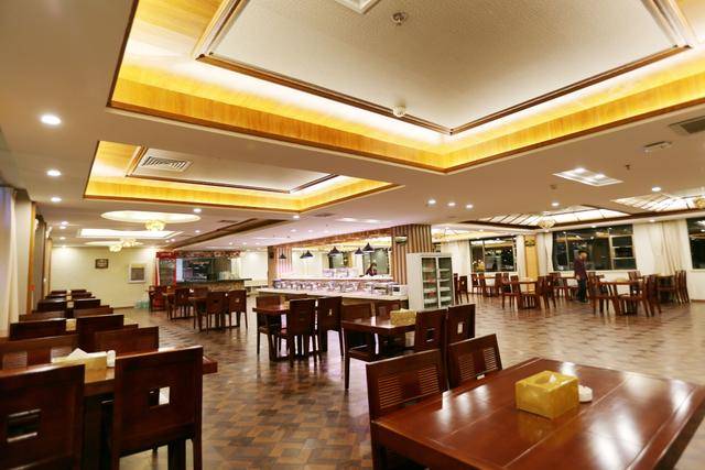 让你爽爆24小时还有自助餐?