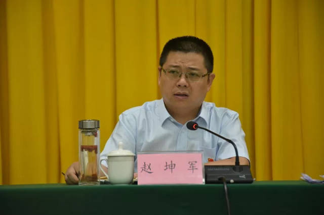 宏达公司召开2018年半年团队考核暨7.11抗洪抢险表彰会