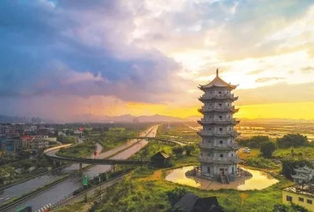 雁阵塔 许武 摄