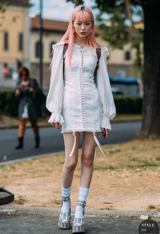 长相一般的女生却最受欢迎,这可能么?斩男的日