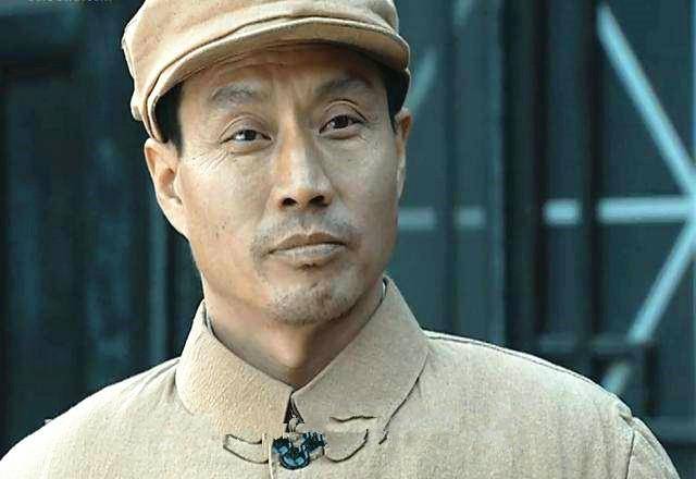 《亮剑》李云龙最大仇人是谁?是这个人,李云龙就死在他手里