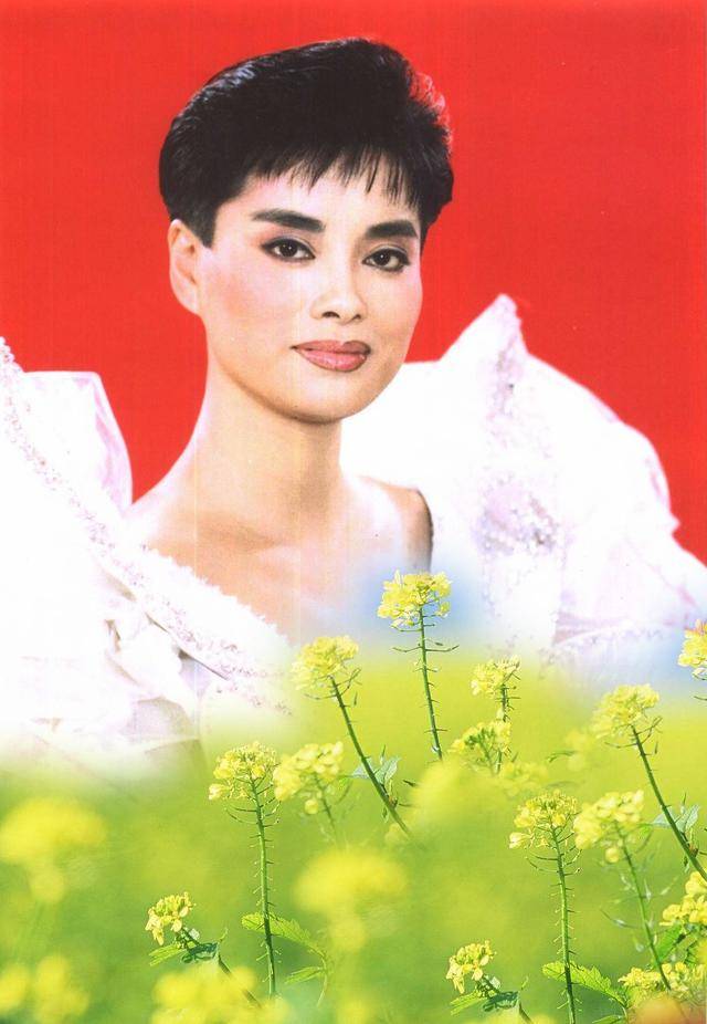80年代三位歌星演电影毛阿敏大气程琳清丽而她用歌声征服世界