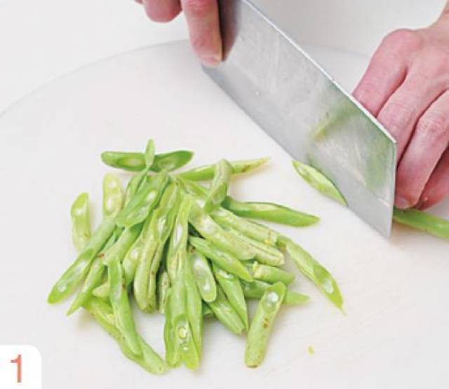 分分钟快手搞定的小炒 榄菜四季豆 好吃又美味