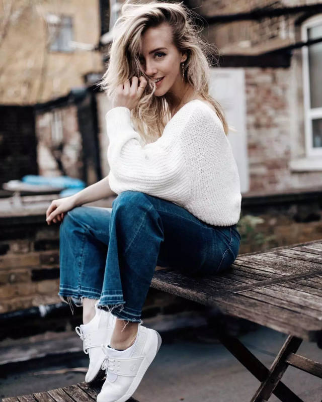 初代博主,最爱的还是她 - sarah mikaela