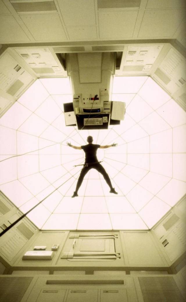 千禧年的《碟中谍2》徒手攀岩,开启挑战人类极限的征途.