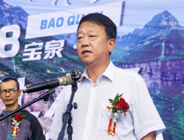 副主任王建,辉县市体育发展中心主任张小银,辉县市薄壁镇镇长高永明