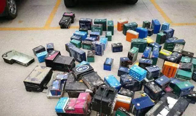 近日,两名跨区域偷电瓶大盗安福落网!盗窃高达59个电瓶.