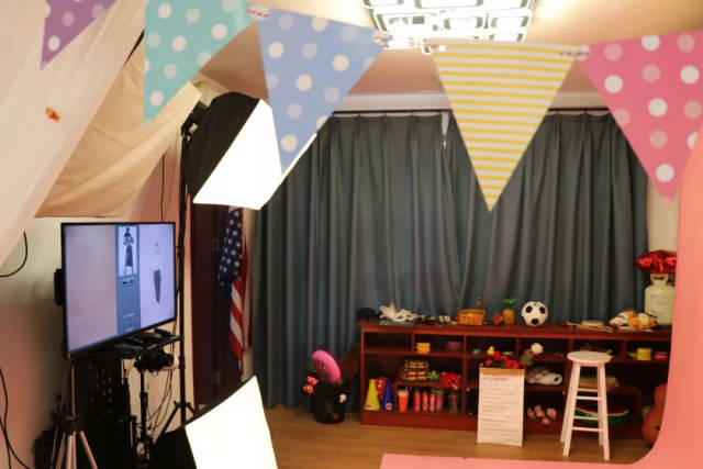 自己做摄影师,老板请客,免费玩!