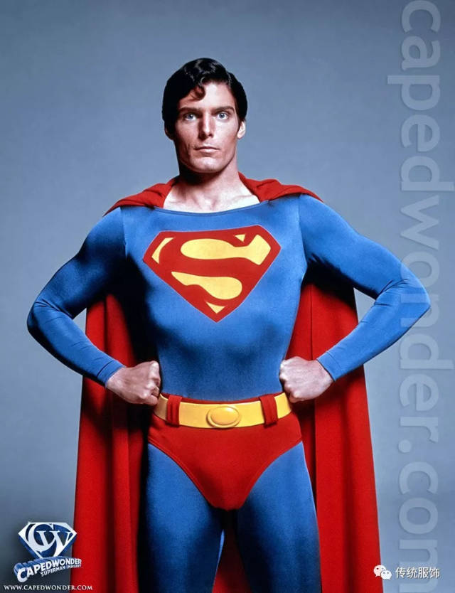 有人提到过《超人》形象的变迁,几十年前的《超人》只是一个英俊魁梧