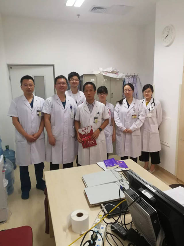 关于协和医院帮忙挂号陪同看病代填各种申请表格,不用费心研究的信息 关于协和医院帮忙挂号陪同看病代填各种申请表格,不用费心研究的信息