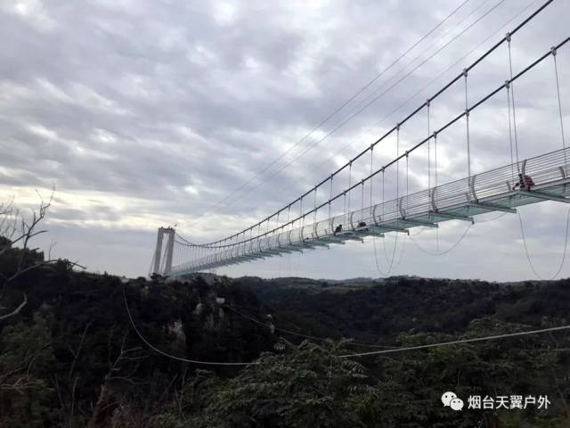 推出体验特价活动:9月16日周天 海阳地雷战 实景演出 玻璃桥 玻璃滑道