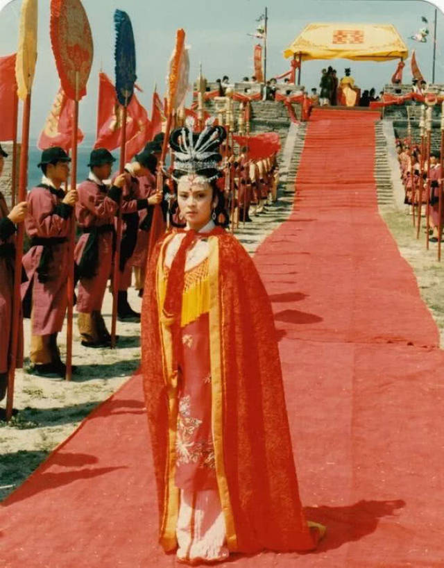 87版红楼梦拍摄内幕,她是唯一一个顶撞王扶林