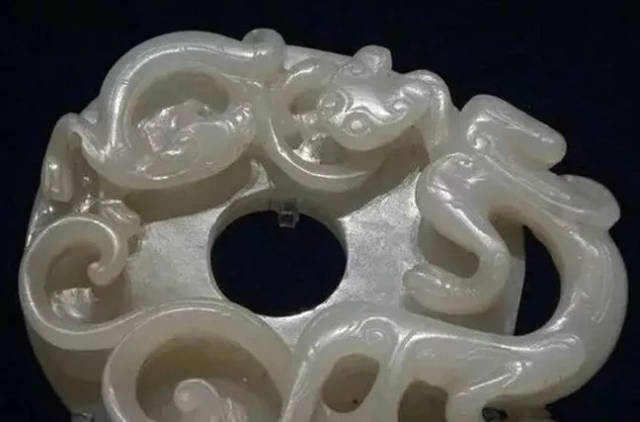 ▽鴻▽ 清朝時代 和田玉 青花玉彫 豌豆掛件 時代物 中国古美術 骨董品 