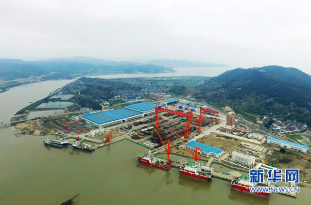 马尾造船公司退休干部林樱尧对来采访的小百通说:"一根铁钉,一个舢板