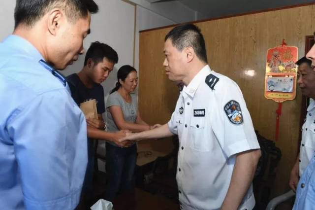 英雄一路走好揭西侦查办案能手累倒在工作岗位上