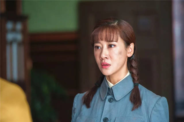 《誓盟》明晚19点东方电影频道全国首播,林江国携主创走进社区与观众