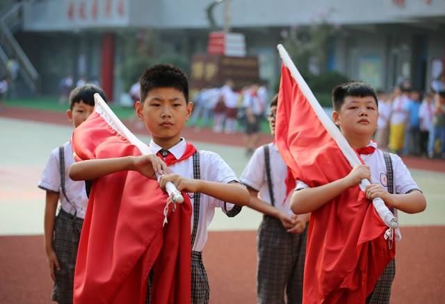 阜阳市文峰小学图片