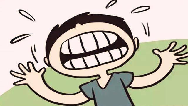 宝宝如果受委屈或者需求未得到满足,可能会不停的撇嘴看着宝妈.