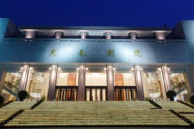 火箭军文工团光荣退役,几代文工团员唱响《心中的歌》