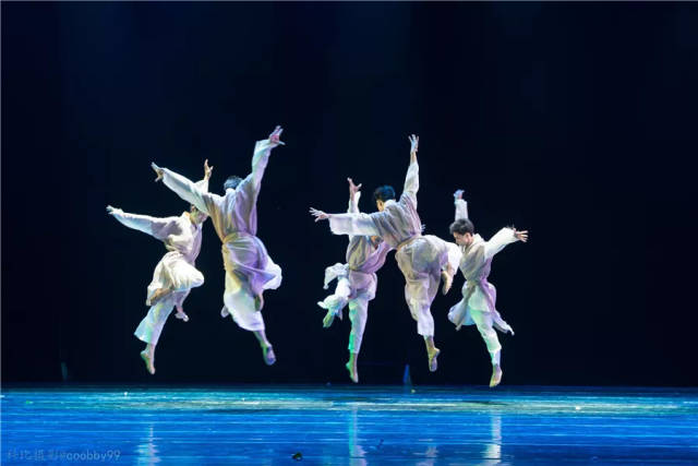 文艺家巡展丨⒁ 舞蹈家协会:刘迪