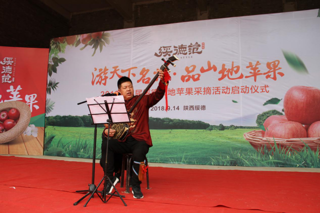 陕北说书王成,陕北说书高小青,陕北说书刮大风_大山谷图库