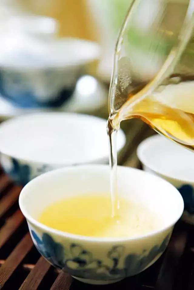 第一杯绿茶,剩下的1/3别急着喝!
