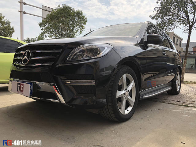 奔驰ml350贴膜改色金属黑