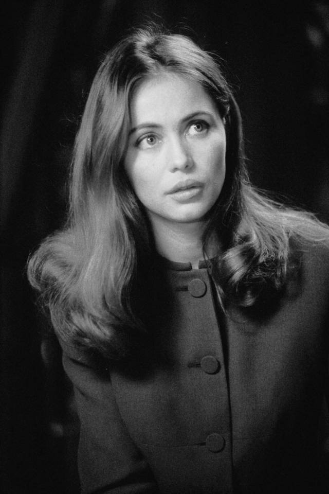 emmanuelle beart(艾曼纽·贝阿)