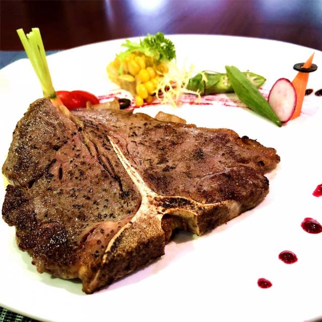 秀屿这家来自英国伯顿西餐厅品质牛排,你玩味人生!