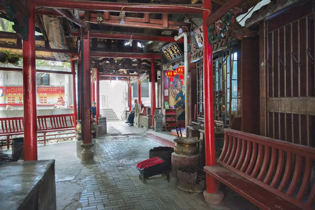 (摄影邹训楷) 其中颇负盛名的有陆庄境,有高将军庙主祀高将军.